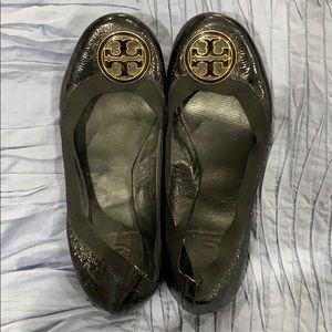 Tory Burch Caroline flats